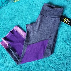 Champion women's cropped leggings